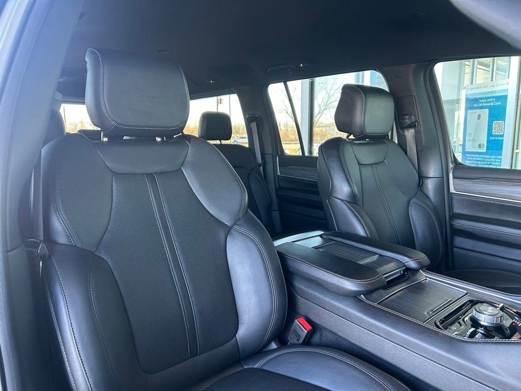 2023 Jeep Wagoneer L Series III