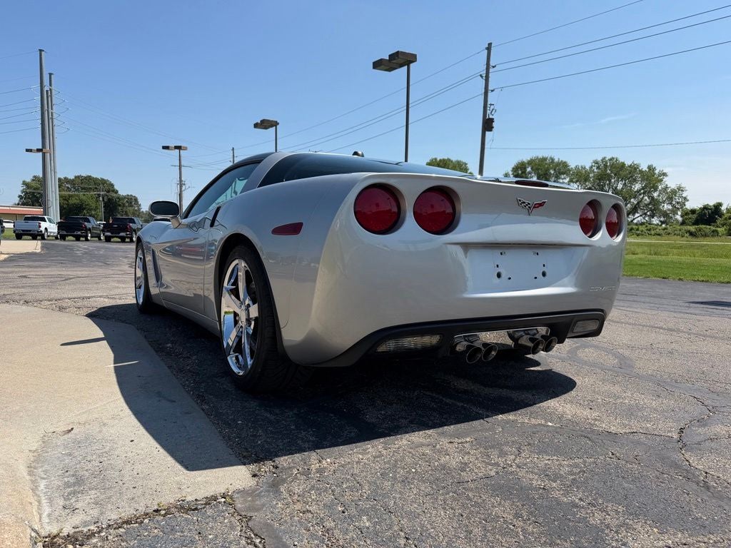 2005 Chevrolet Corvette Base
