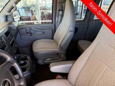 2024 Chevrolet Express Passenger LT Passenger