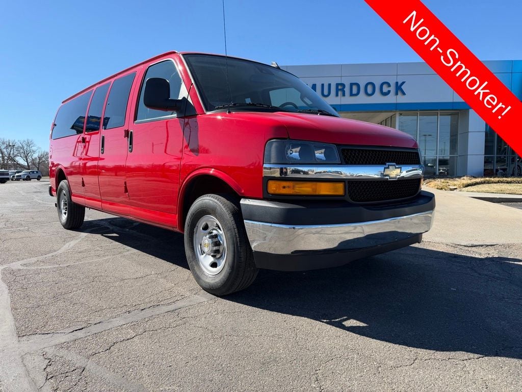 2024 Chevrolet Express Passenger LT Passenger