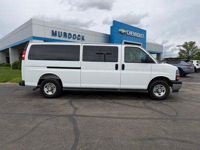 2025 Chevrolet Express Passenger LT Passenger