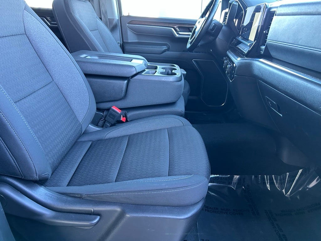 2025 Chevrolet Silverado 1500 LT LT1