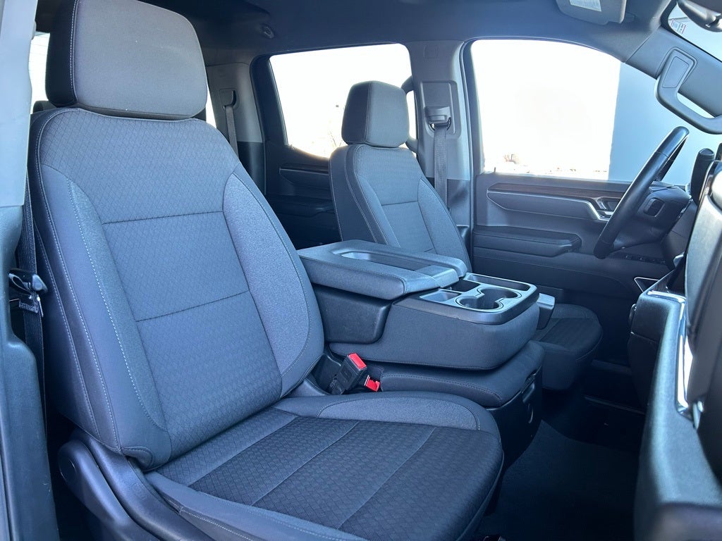 2025 Chevrolet Silverado 1500 LT LT1