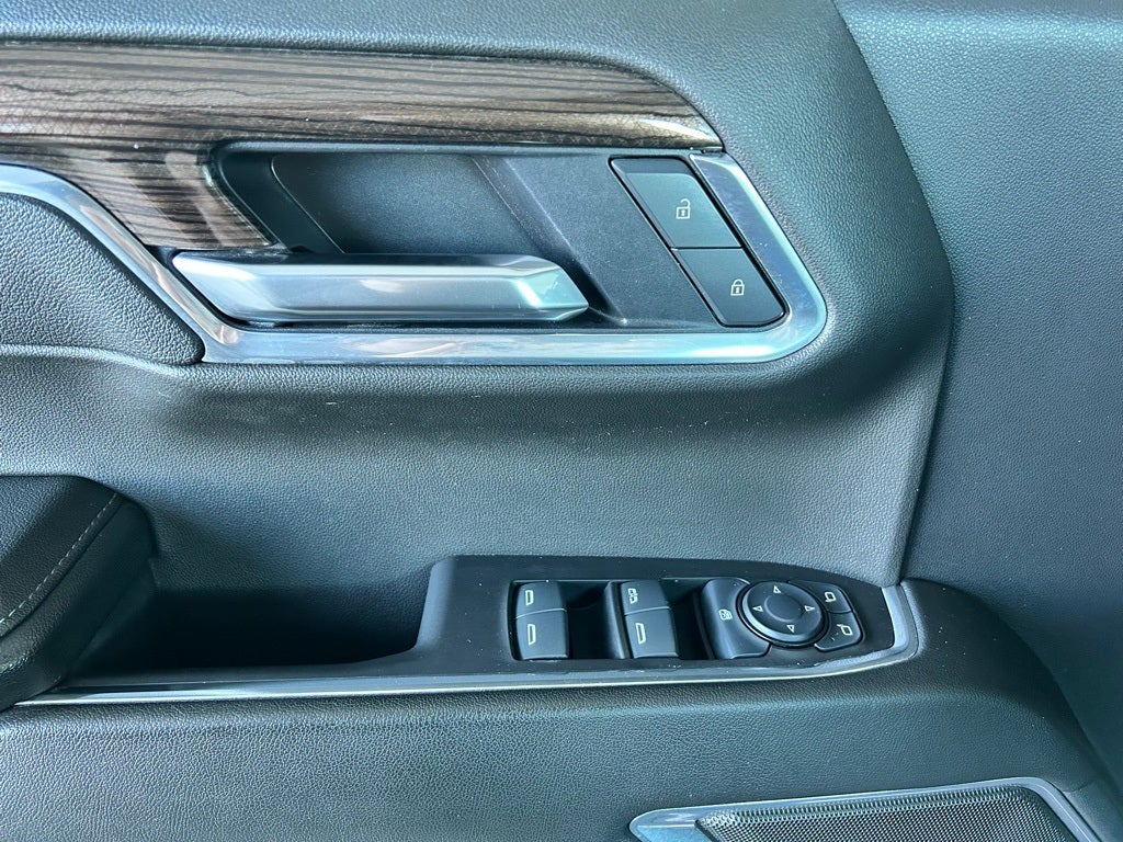 2025 Chevrolet Silverado 1500 LT LT1