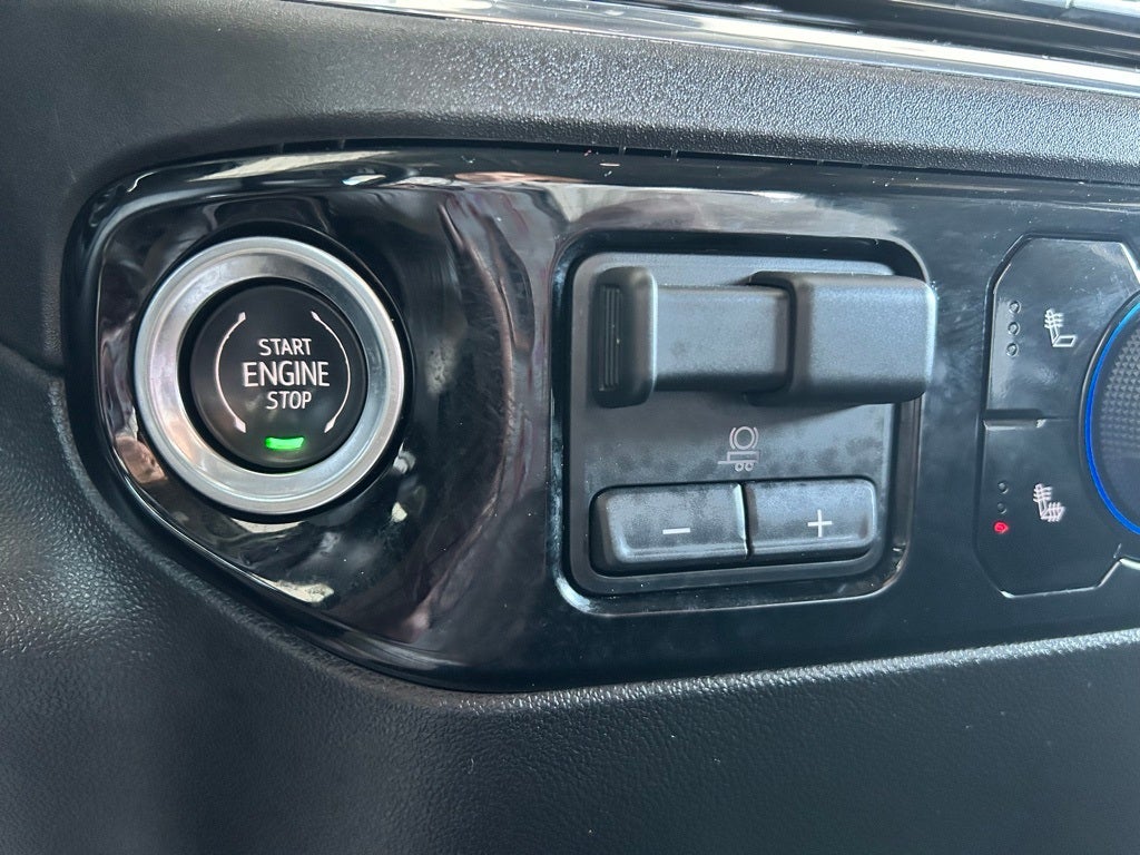 2025 Chevrolet Silverado 1500 LT LT1