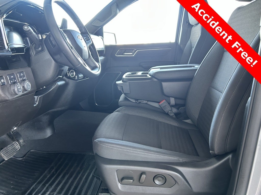 2025 Chevrolet Silverado 1500 LT LT1