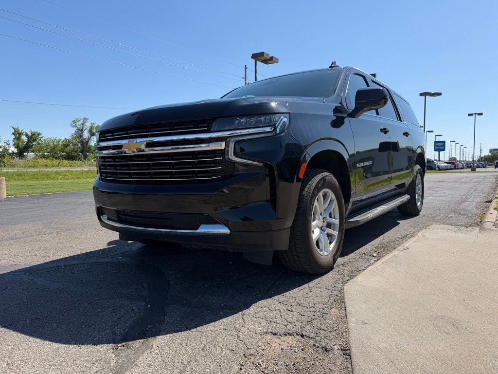 2024 Chevrolet Suburban LT