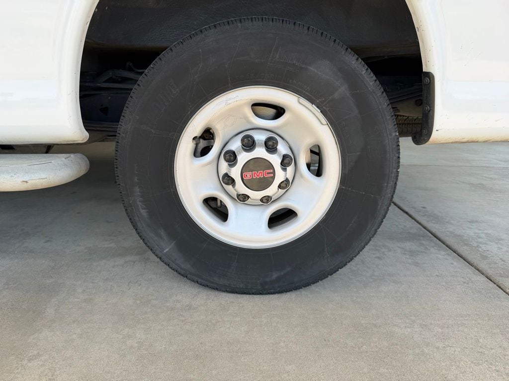 2024 GMC Savana Cargo Van Work Van