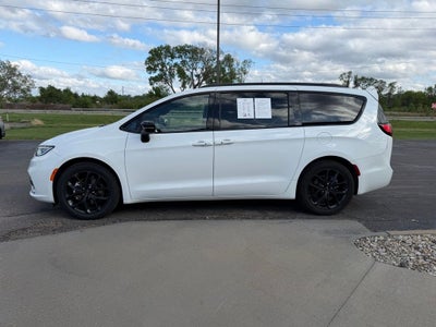 2025 Chrysler Pacifica Limited