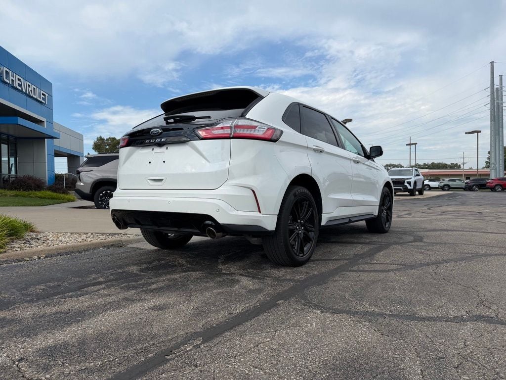 2021 Ford Edge ST Line