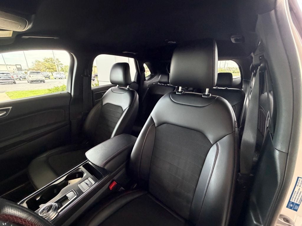 2021 Ford Edge ST Line