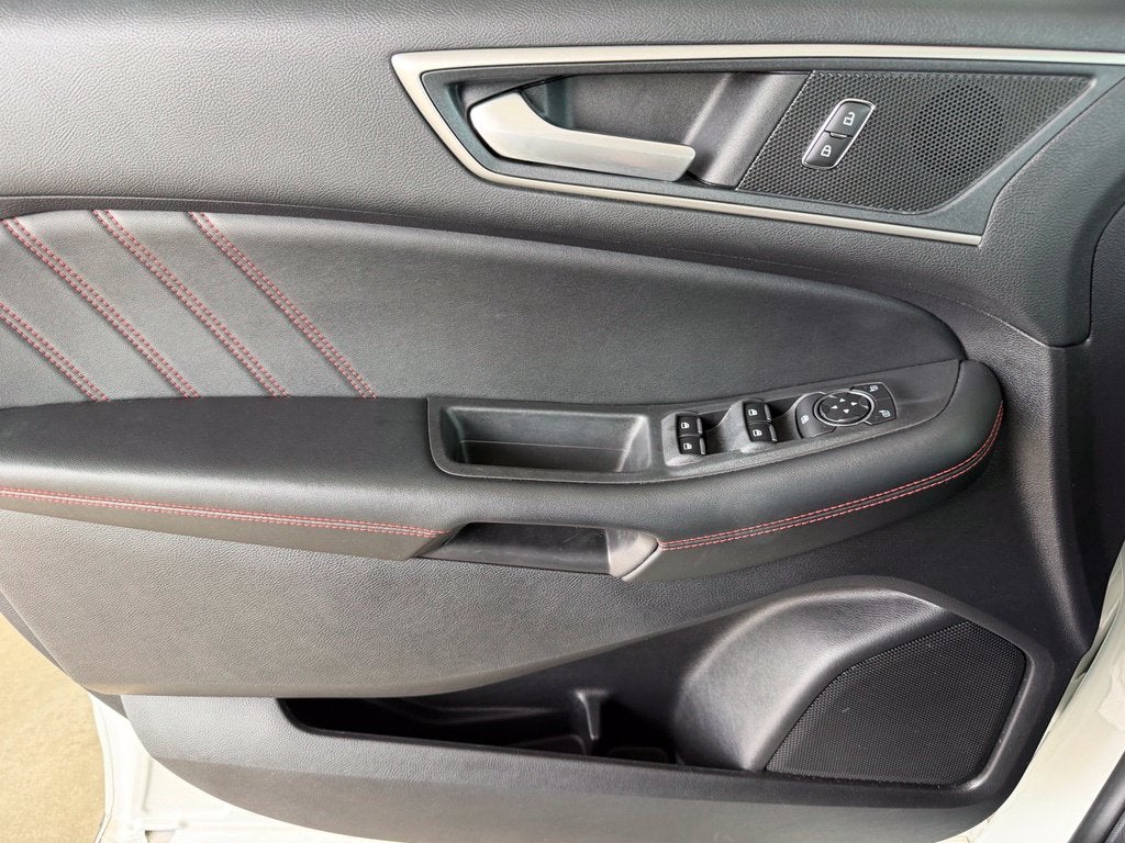 2021 Ford Edge ST Line