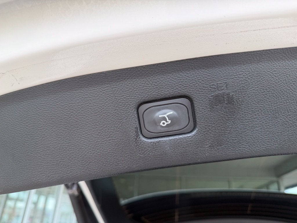 2021 Ford Edge ST Line