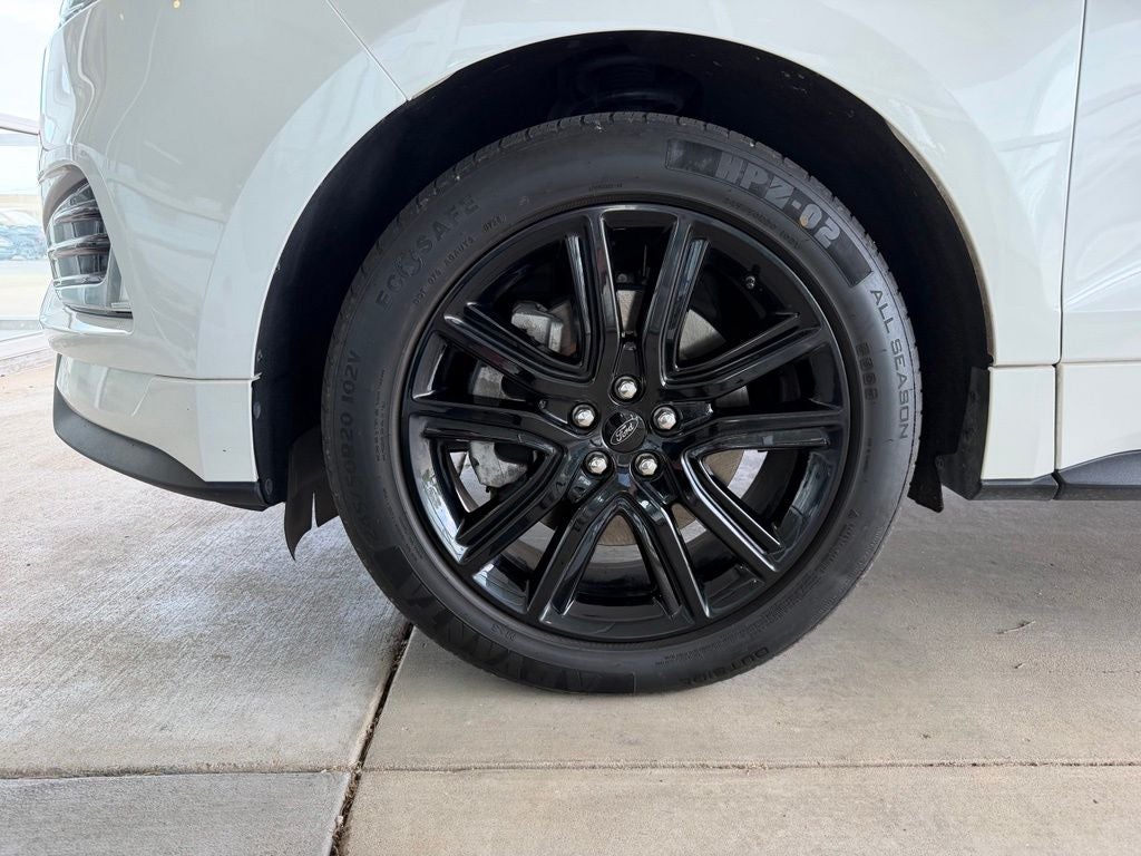 2021 Ford Edge ST Line