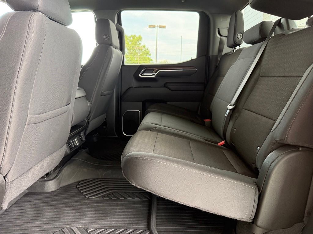 2024 Chevrolet Silverado 1500 LT LT1