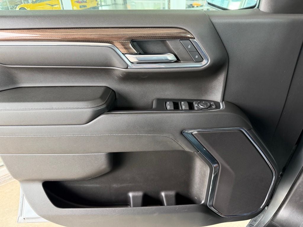 2024 Chevrolet Silverado 1500 LT LT1