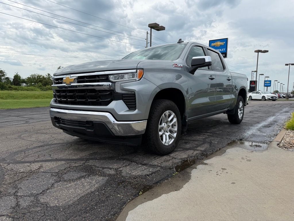 2024 Chevrolet Silverado 1500 LT LT1