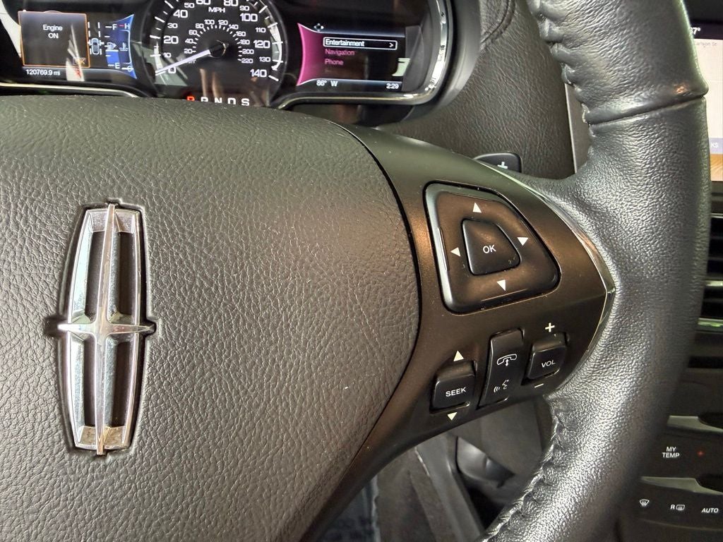 2019 Lincoln MKT Standard