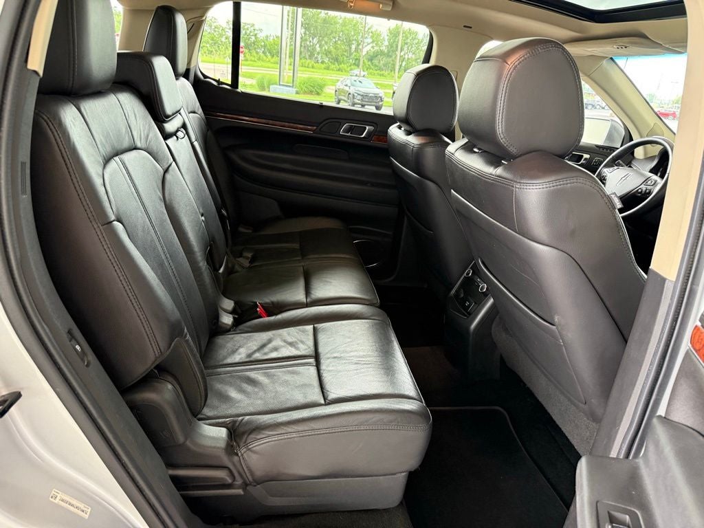 2019 Lincoln MKT Standard