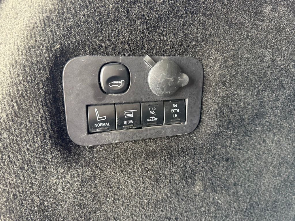 2019 Lincoln MKT Standard