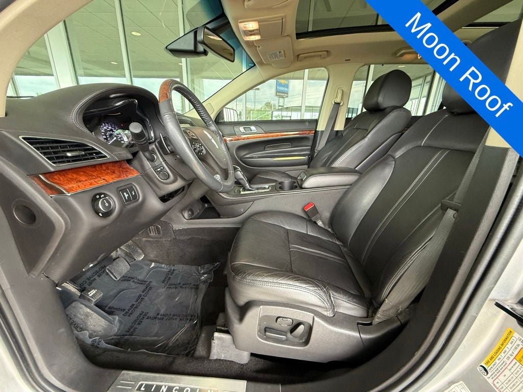 2019 Lincoln MKT Standard