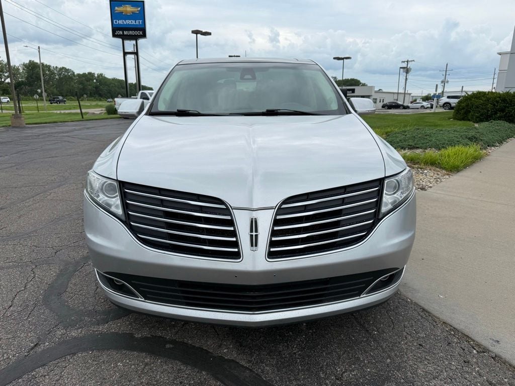 2019 Lincoln MKT Standard
