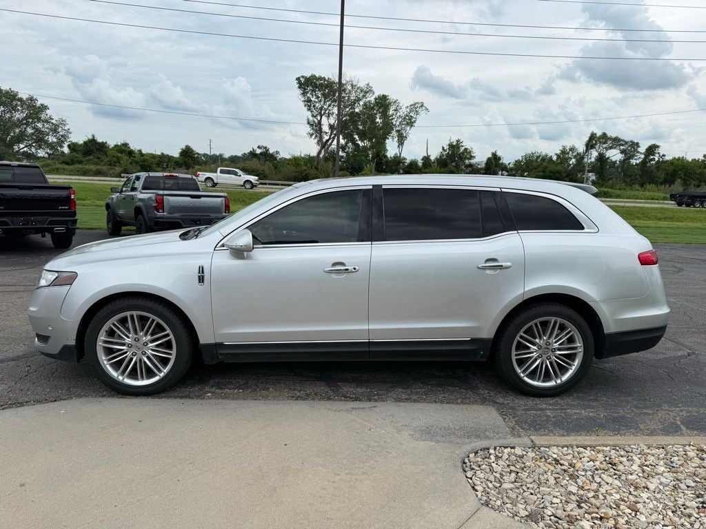 2019 Lincoln MKT Standard