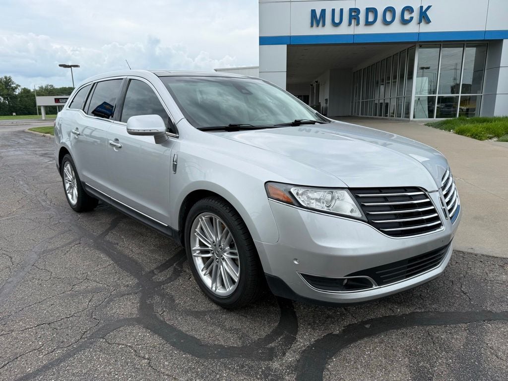2019 Lincoln MKT Standard