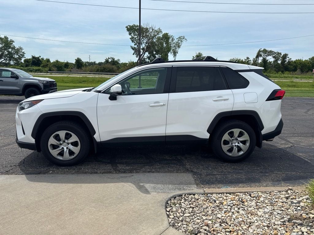 2021 Toyota RAV4 LE