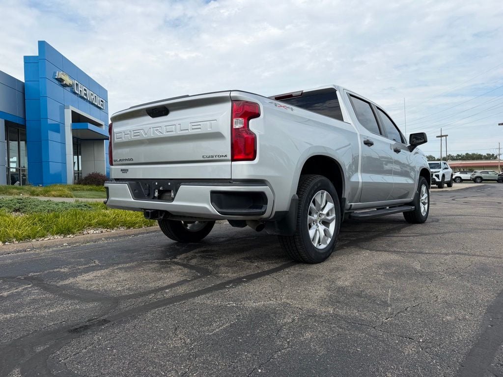 2021 Chevrolet Silverado 1500 Custom