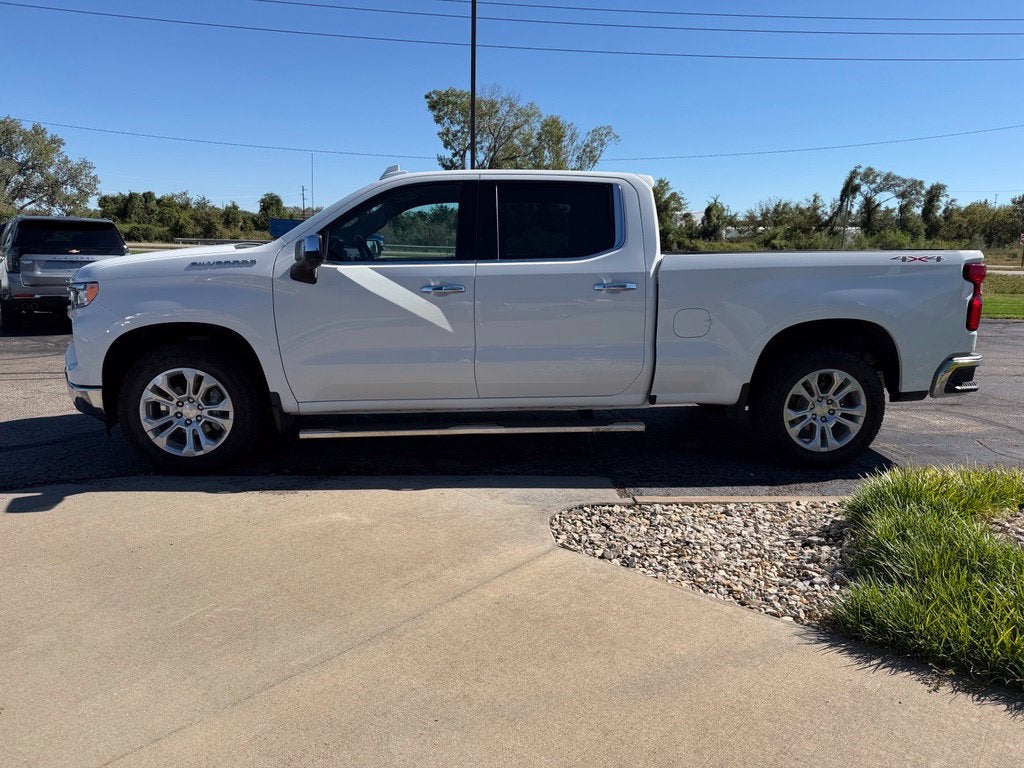 2024 Chevrolet Silverado 1500 LTZ