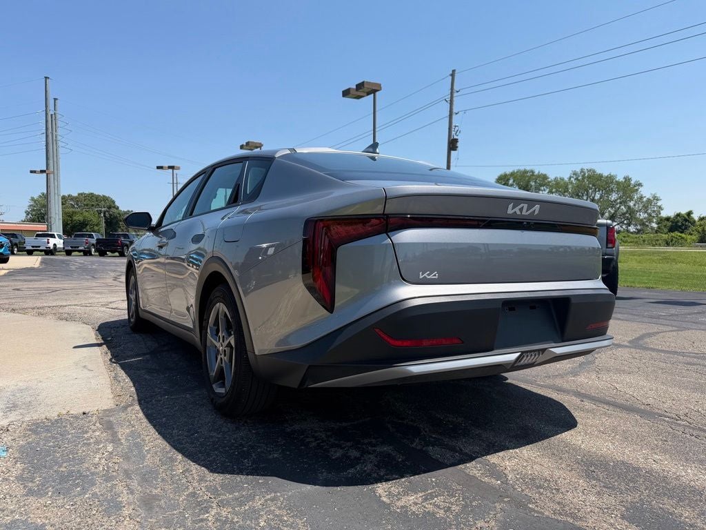2025 Kia K4 LXS