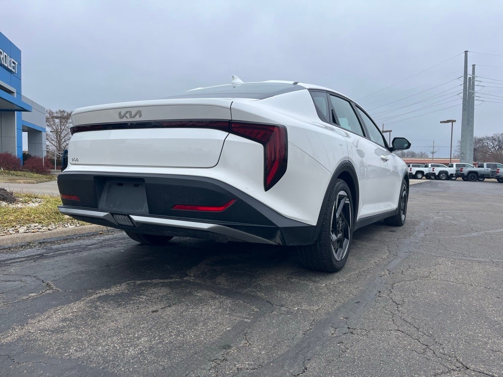 2025 Kia K4 EX