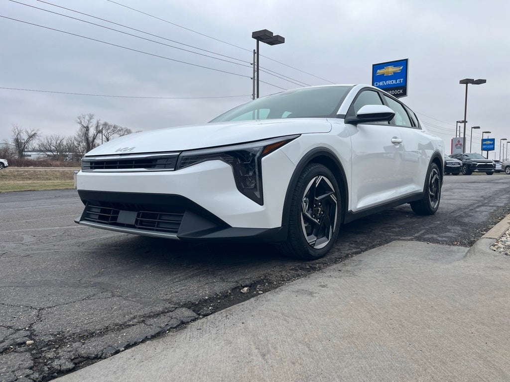2025 Kia K4 EX