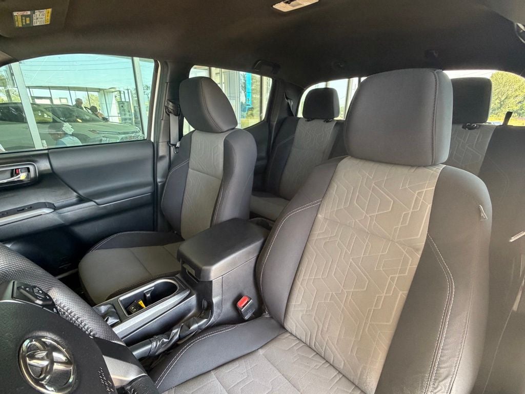 2021 Toyota Tacoma TRD Off-Road V6