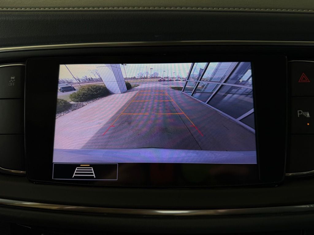 2020 Buick Enclave Essence