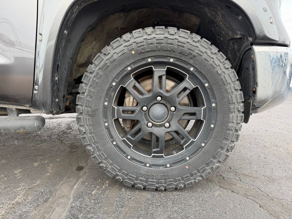 2015 Toyota Tundra Base