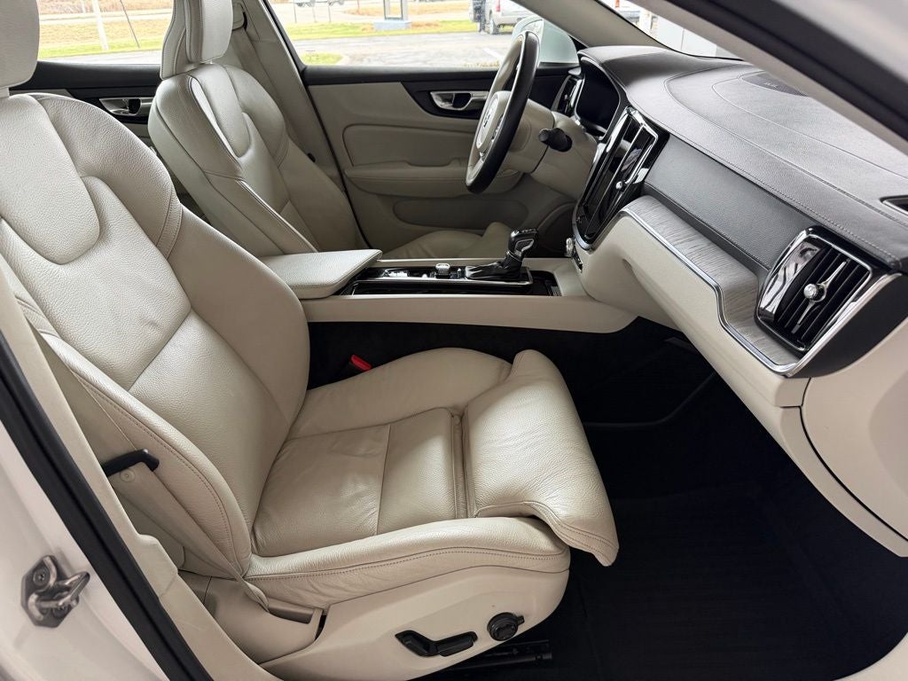 2021 Volvo S60 T5 Inscription