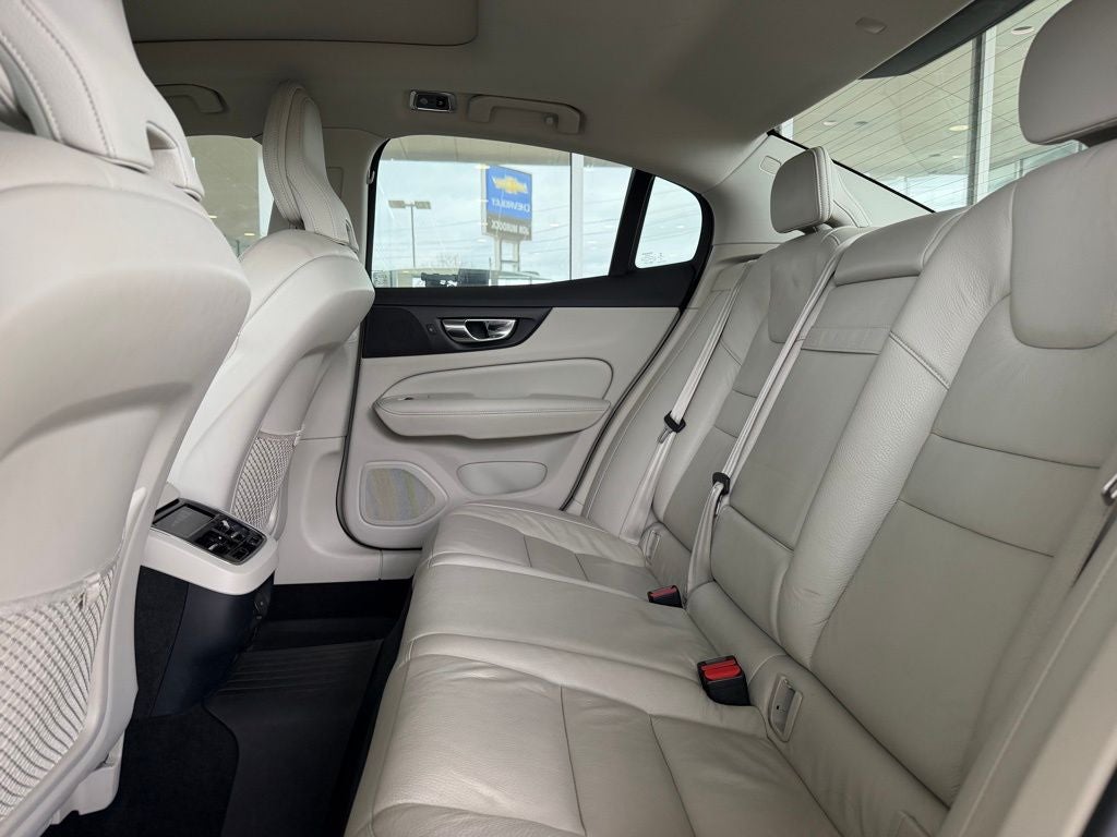 2021 Volvo S60 T5 Inscription