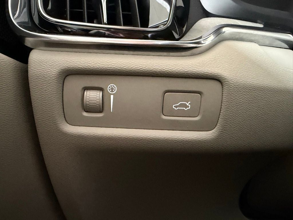 2021 Volvo S60 T5 Inscription