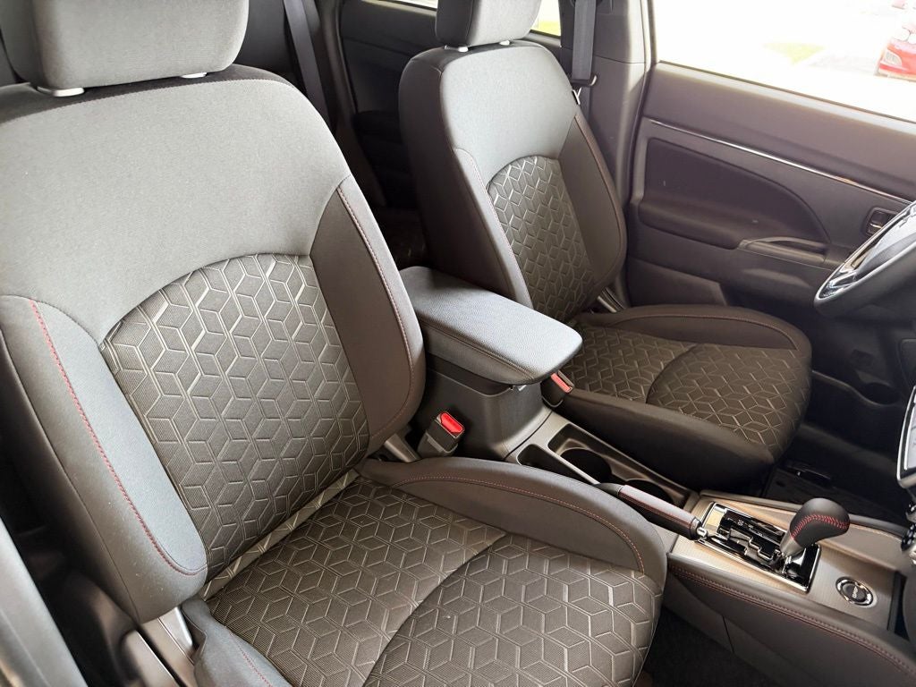 2025 Mitsubishi Outlander Sport Trail Edition