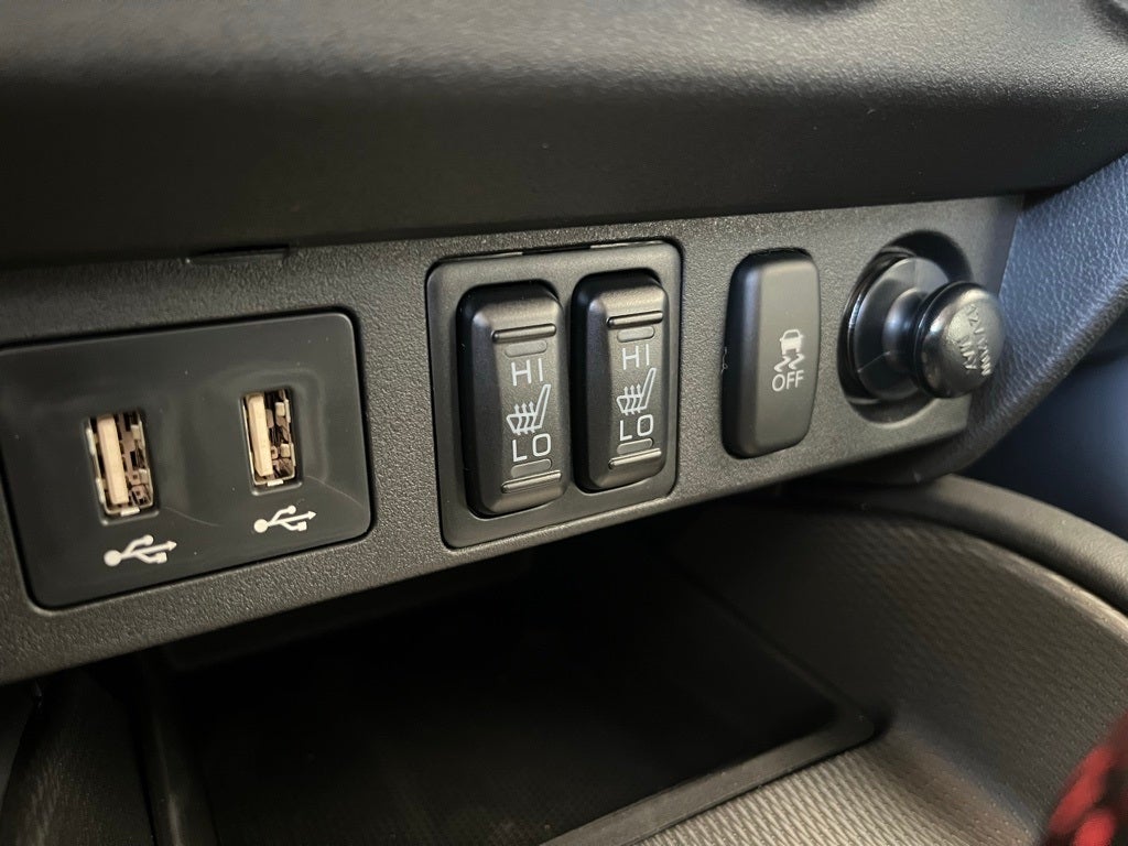 2025 Mitsubishi Outlander Sport Base