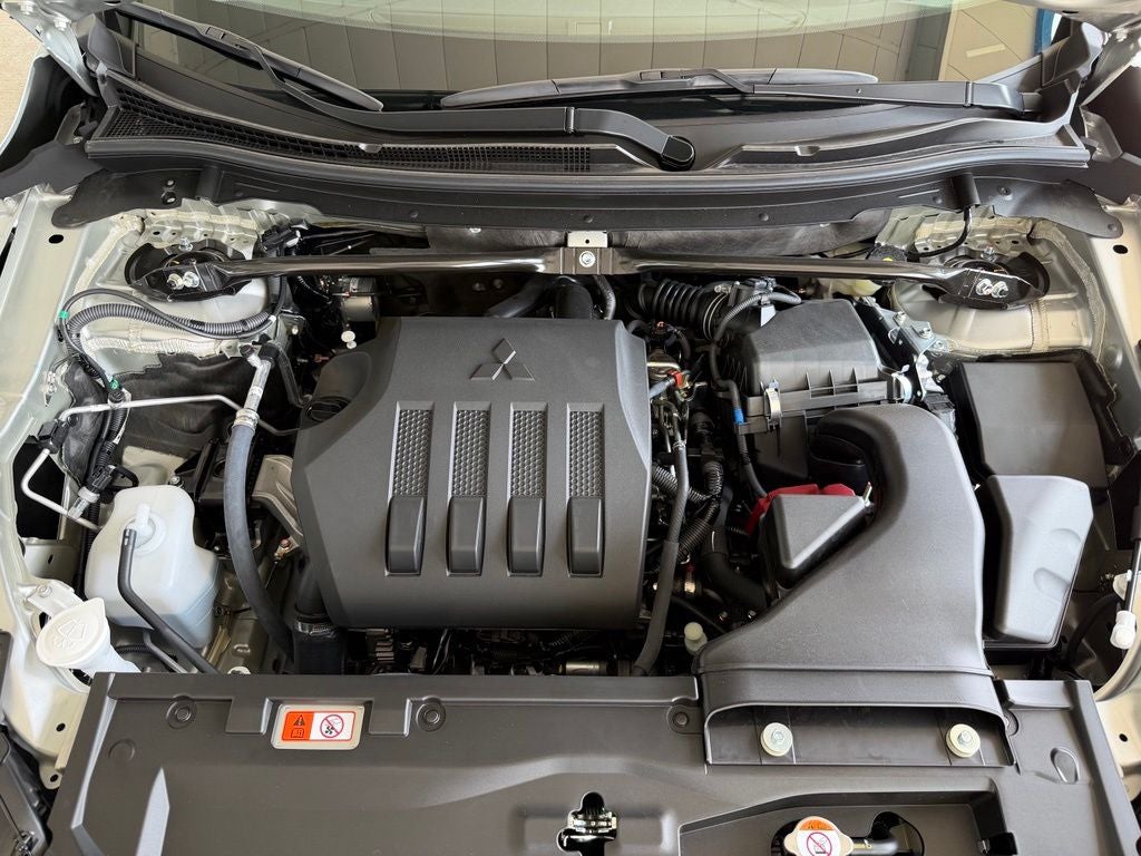 2026 Mitsubishi Eclipse Cross LE