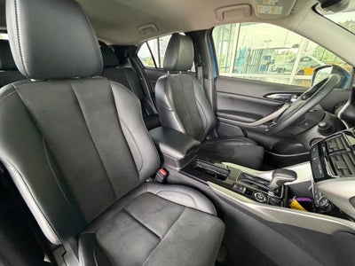 2025 Mitsubishi Eclipse Cross Base
