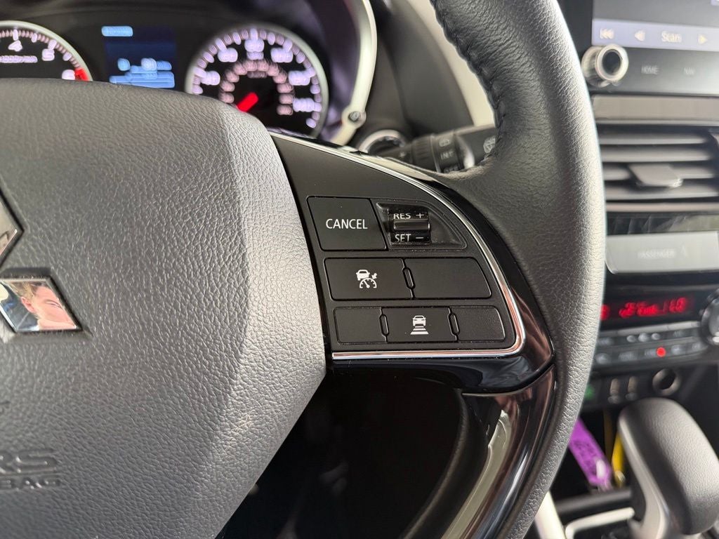 2025 Mitsubishi Eclipse Cross Base