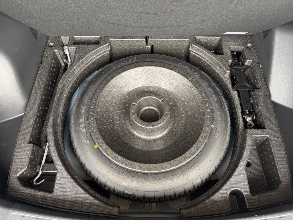 2025 Mitsubishi Eclipse Cross Base