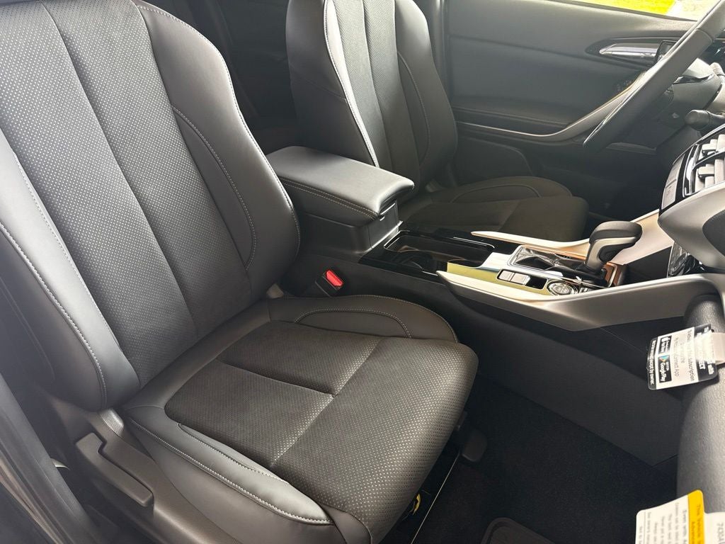 2026 Mitsubishi Eclipse Cross Base