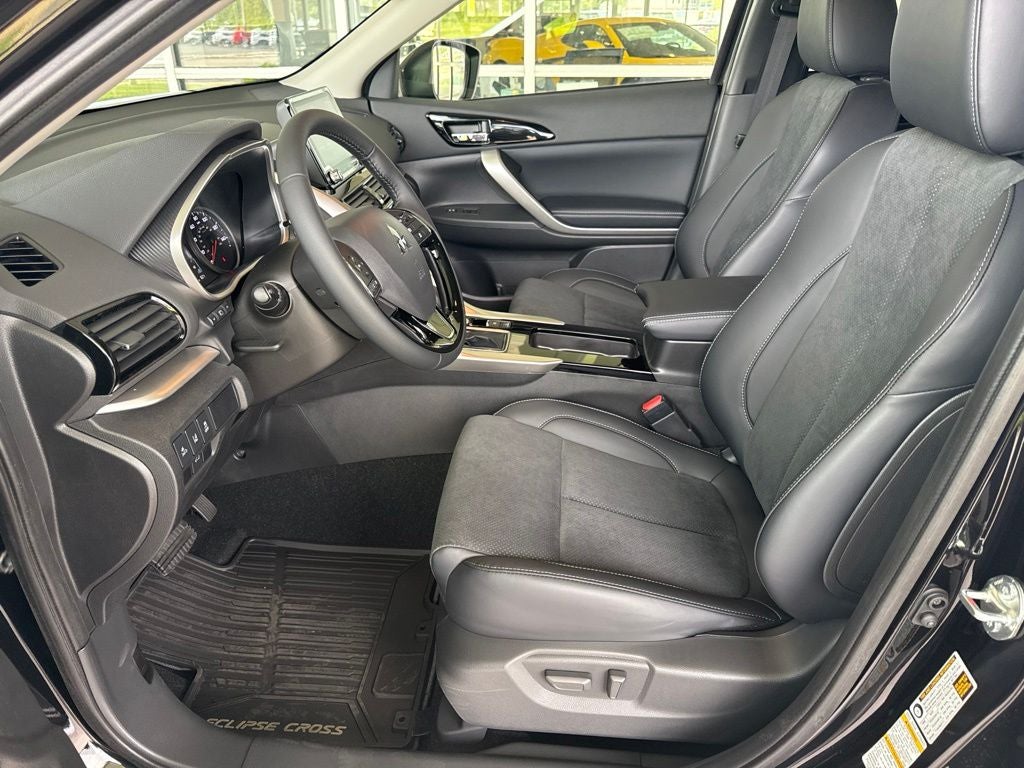 2026 Mitsubishi Eclipse Cross Base