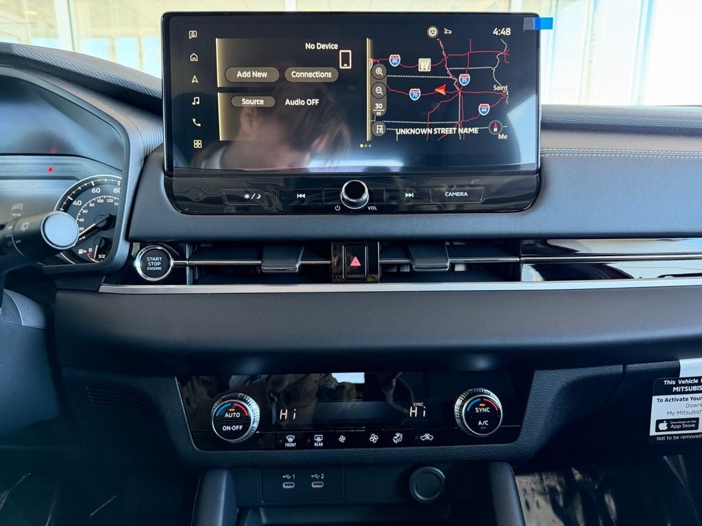 2026 Mitsubishi Outlander ES