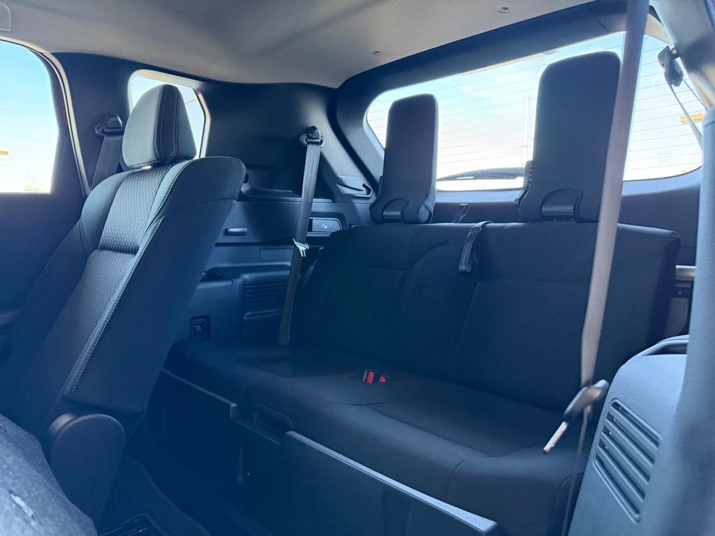 2026 Mitsubishi Outlander ES
